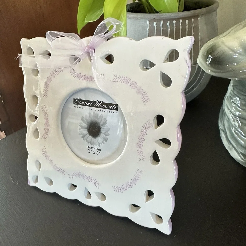 VTG New Ceramic Square Scalloped Picture Photo Frame 3x3